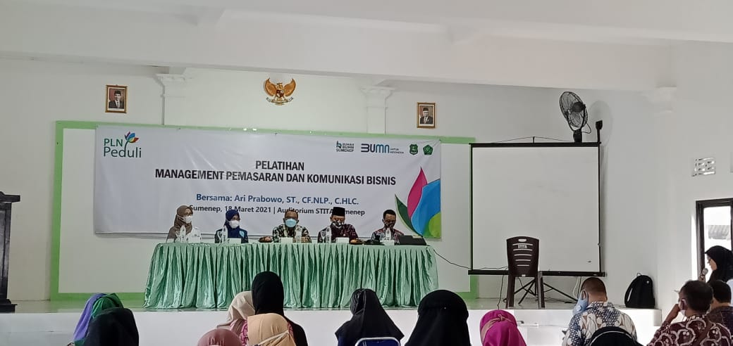 RUMAH BUMN, DINAS KOPERASI DAN USAHA MIKRO DAN STIT AQIDAH USYMUNI SUMENEP GELAR PELATIHAN MANAGEMENT PEMASARAN DAN KOMUNIKASI BISNIS